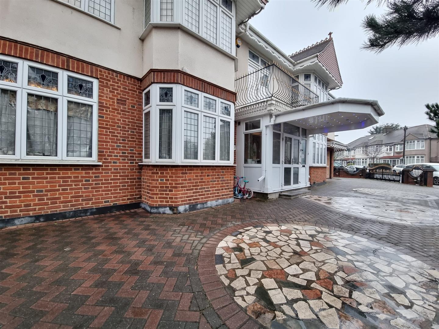 Stratton Drive Stratton Drive, Barking - Sandra Davidson