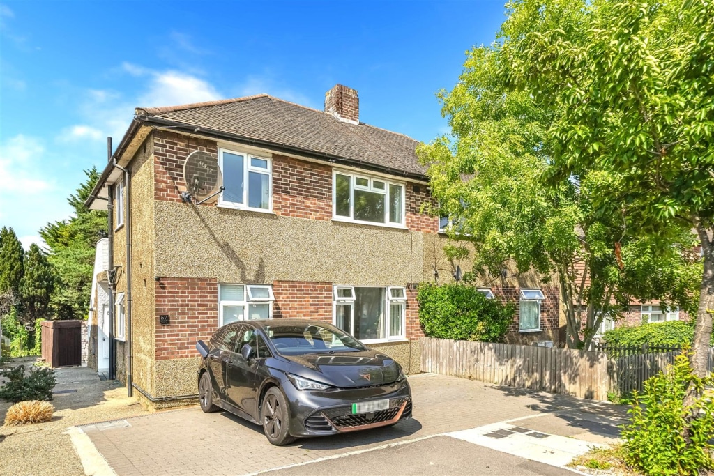 Brunswick Gardens, Ilford