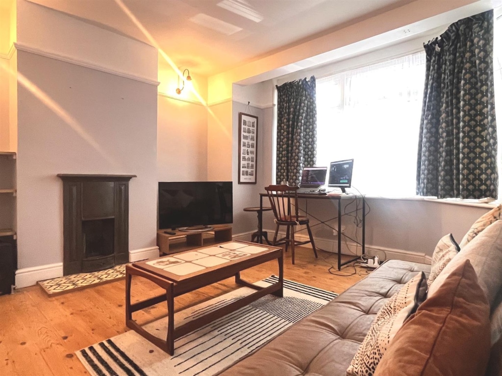 Gainsborough Avenue, Manor Park, London